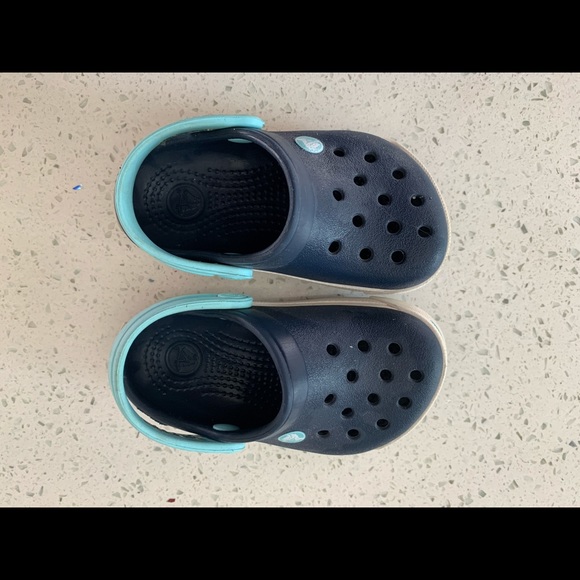 Cross boy or girl 4 & 5 - Picture 1 of 4